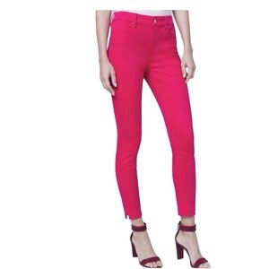 White House Black Market Skinny Crop Jeans Size 8